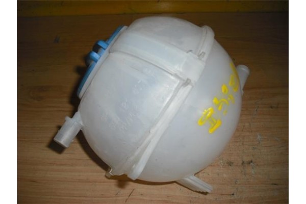 Recambio de botella expansion para seat ibiza st (6j8) 1.2 tdi referencia OEM IAM 6Q0121407B  