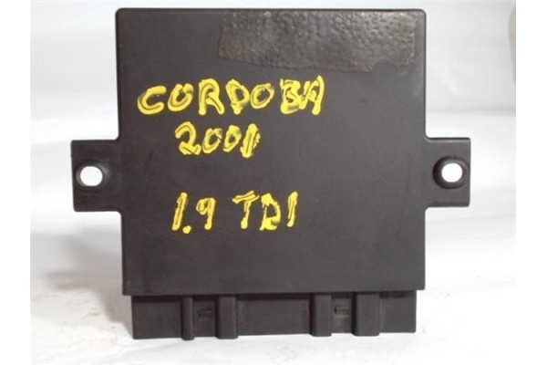 Recambio de paragolpes trasero para volkswagen polo iv (9n3) 1.4 advance referencia OEM IAM 6Q6807417GRU  