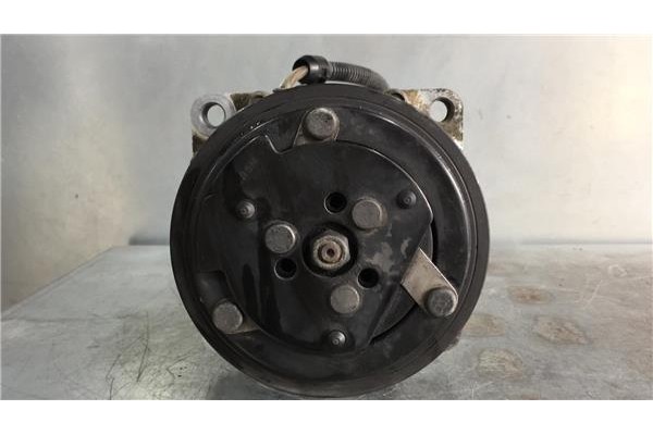 Recambio de compresor aire acond. para citroen xsara berlina 2.0 hdi 90 referencia OEM IAM 1106F SD7V16 