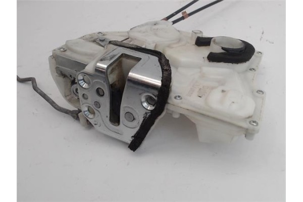 Recambio de cierre electromagnetico delantero derecho para suzuki sx4 (gy) 1.9 ddis referencia OEM IAM 8220179j42  
