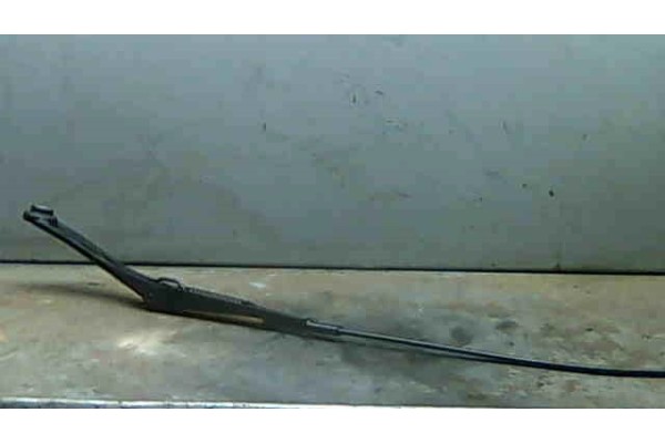 Recambio de brazo limpiaparabrisas delantero para fiat punto / grande punto (199) 1.4 referencia OEM IAM   