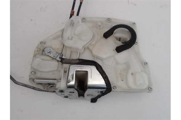 Recambio de cierre electromagnetico delantero derecho para suzuki sx4 (gy) 1.9 ddis referencia OEM IAM 8220179j42  