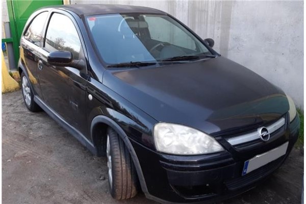 opel corsa c (2000) del año 