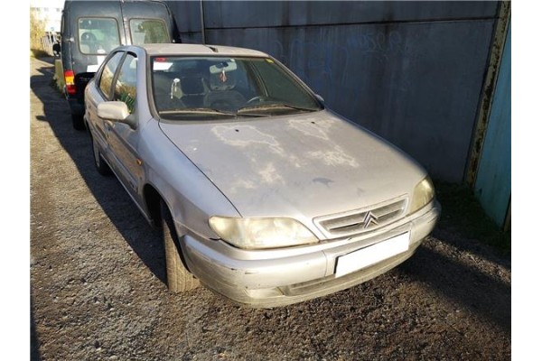 citroen xsara berlina del año 1998
