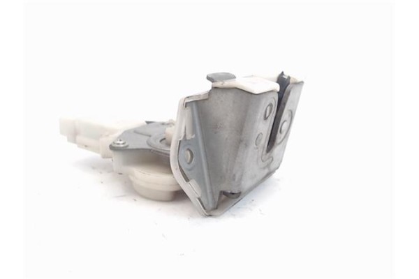 Recambio de cierre electromagnetico porton para suzuki sx4 (gy) 1.9 ddis referencia OEM IAM 8251063J00  