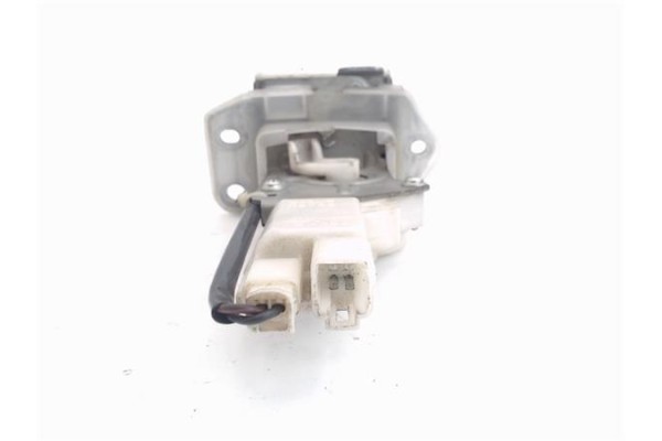 Recambio de cierre electromagnetico porton para suzuki sx4 (gy) 1.9 ddis referencia OEM IAM 8251063J00  