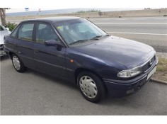 opel astra f berlina del año 1998