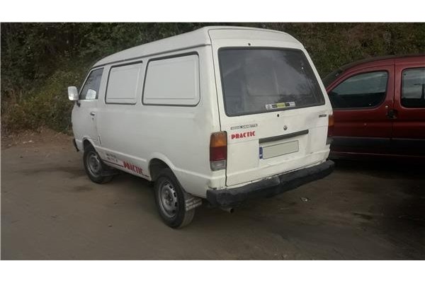 nissan vanette furgón (c22) del año 1989