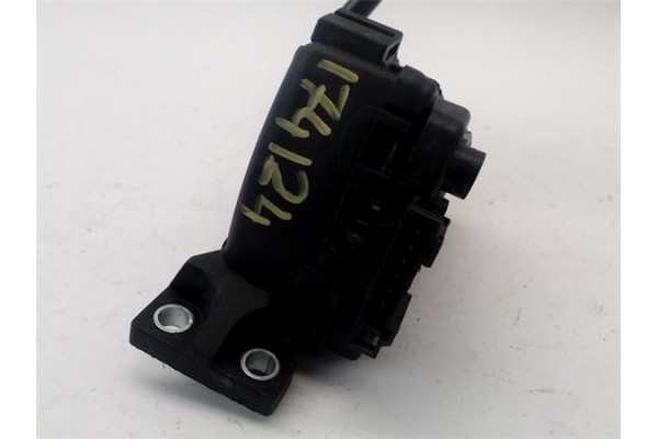 Recambio de potenciometro pedal gas para renault master ii furgón (fd) 1.9 dci 80 referencia OEM IAM 7700314525 6PV00811904 