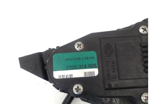 Recambio de potenciometro pedal gas para renault master ii furgón (fd) 1.9 dci 80 referencia OEM IAM 7700314525 6PV00811904 