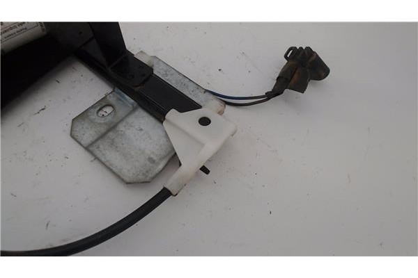 Recambio de mecanismo elevalunas trasero izquierdo para land rover freelander (ln) 2.0 di referencia OEM IAM CVH101212 4H5227000