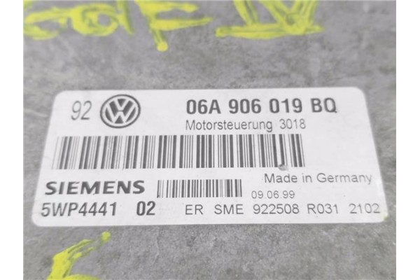 Recambio de centralita para volkswagen golf iv berlina (1j1) 1.6 referencia OEM IAM 06A906019BQ 5WP444102  Recambio de centralita para volkswagen golf iv berlina (1j1) 1.6 referencia OEM IAM 06A906019BQ 5WP444102