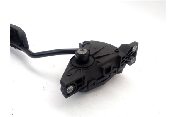 Recambio de potenciometro pedal gas para renault master ii furgón (fd) 1.9 dci 80 referencia OEM IAM 7700314525 6PV00811904 