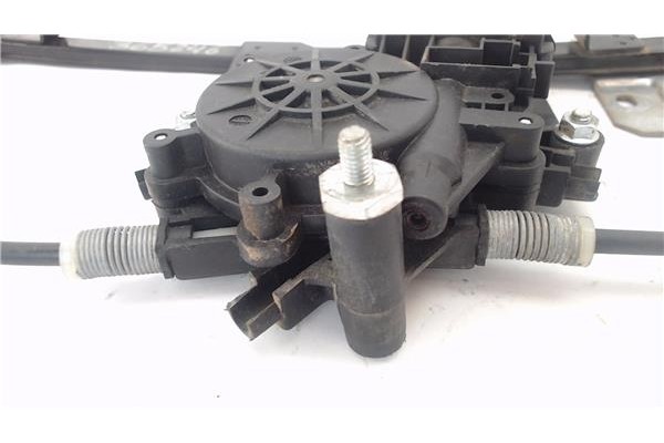 Recambio de mecanismo elevalunas trasero izquierdo para land rover freelander (ln) 2.0 di referencia OEM IAM CVH101212 4H5227000