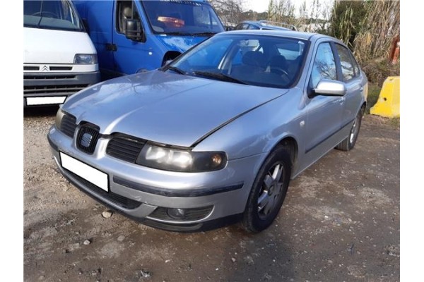 seat toledo (1m2)(03.1999 ) del año 