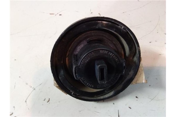 Recambio de tapon combustible para renault 19 ii (b/c53_) 1.2 referencia OEM IAM    Recambio de tapon combustible para renault 19 ii (b/c53_) 1.2 referencia OEM IAM