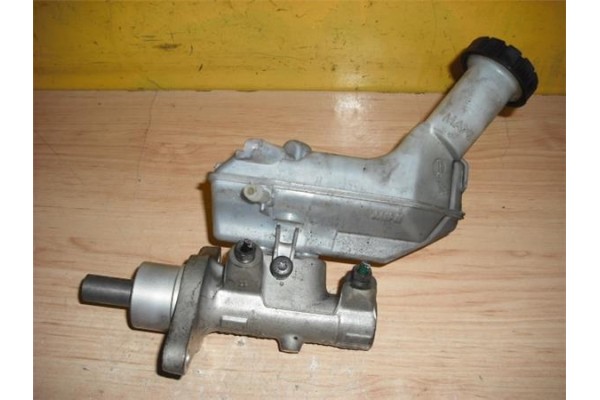 Recambio de bomba freno para renault clio iii 1.5 dci (br17, cr17) referencia OEM IAM 0727W  