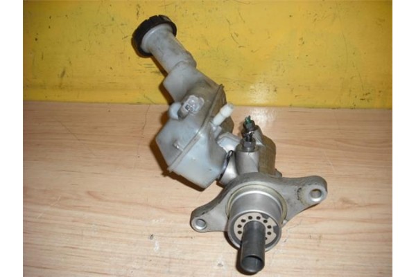 Recambio de bomba freno para renault clio iii 1.5 dci (br17, cr17) referencia OEM IAM 0727W  