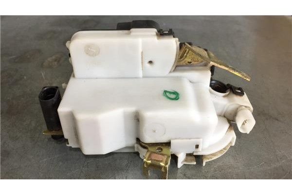 Recambio de cierre electromagnetico delantero derecho para seat ibiza (6k1) 1.4 referencia OEM IAM 6K3837016  