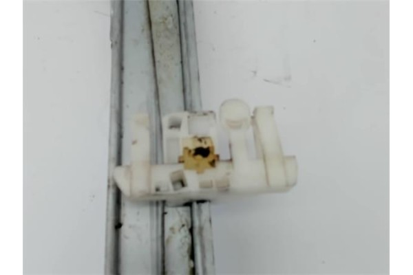 Recambio de mecanismo elevalunas delantero izquierdo para renault megane ii berlina 5p referencia OEM IAM   