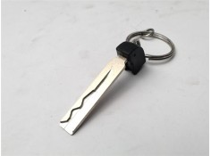 Recambio de llave para toyota corolla (e21) híbrido hybrid active referencia OEM IAM 6951547020  