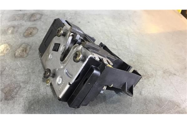 Recambio de cierre electromagnetico delantero izquierdo para opel vectra c berlina 2.2 comfort referencia OEM IAM 24447340 FB 