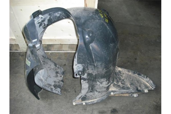Recambio de protector pase rueda delantero izquierdo para seat ibiza st (6j8) 1.2 tdi referencia OEM IAM 6J0809957  