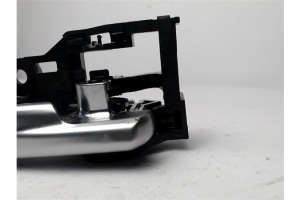 Recambio de manilla int. puerta trasero derecha para toyota corolla (e21) híbrido hybrid active referencia OEM IAM 6927302200  
