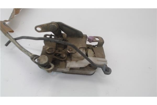Recambio de cierre electromagnetico delantero derecho para opel frontera a 2.2 básico referencia OEM IAM 97004204  