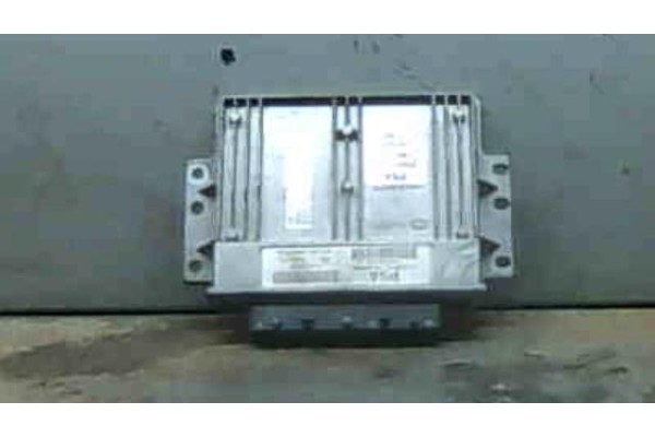 Recambio de centralita para citroen xsara berlina (1997) 1.4 i referencia OEM IAM 965220248096465098800 84820V02 