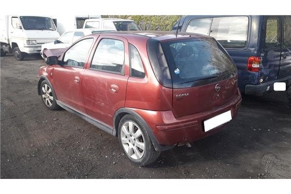 opel corsa c (2003) del año 