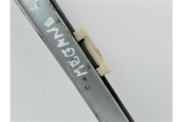 Recambio de mecanismo elevalunas delantero izquierdo para renault megane i classic (la0) referencia OEM IAM   