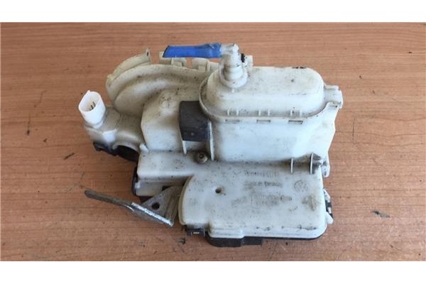 Recambio de cierre electromagnetico delantero derecho para volkswagen polo berlina (6n1)(1994) 1.4 básico [1,4 ltr. - 44 kw] ref