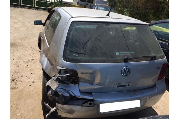 volkswagen golf iv berlina (1j1) del año 2001