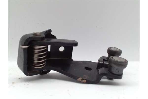 Recambio de bisagra inf. puerta trasero derecha para fiat i doblo (223) cargo 1.9 d furg. acristalado referencia OEM IAM   