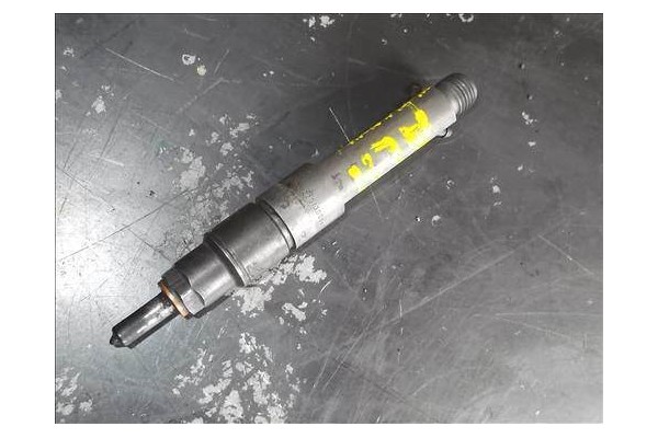 Recambio de inyector para volkswagen golf iv berlina (1j1) 1.9 tdi referencia OEM IAM 028130202P 0432193696 