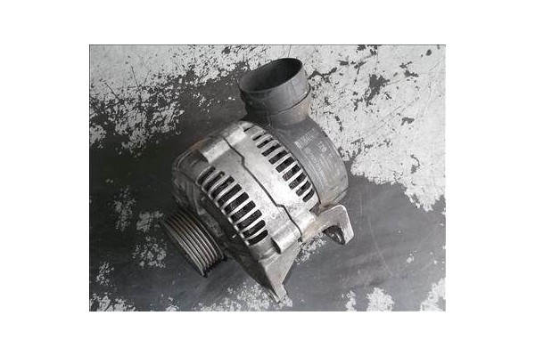 Recambio de alternador para audi 100 avant (c4) 2.8 básico referencia OEM IAM 078903015A 0120465008  Recambio de alternador para audi 100 avant (c4) 2.8 básico referencia OEM IAM 078903015A 0120465008