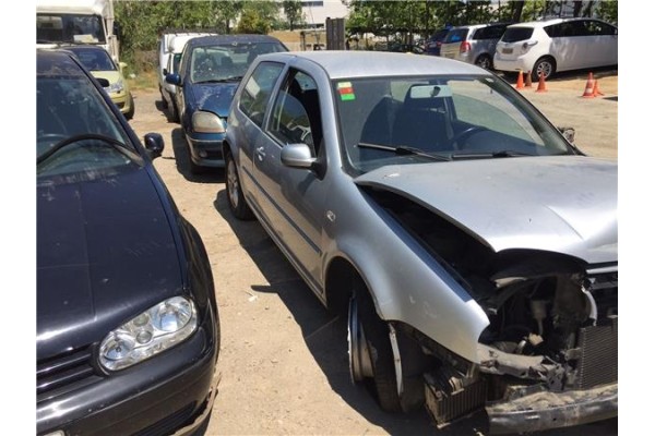 volkswagen golf iv berlina (1j1) del año 2001