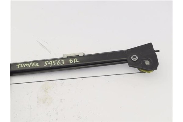 Recambio de mecanismo elevalunas delantero derecho para citroen jumper furgón 2.2 hdi 120 referencia OEM IAM 73002003  