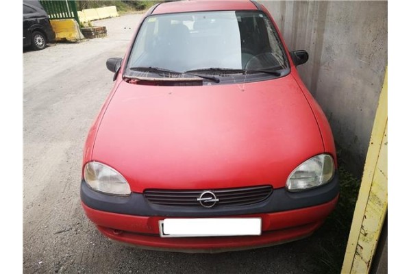 opel corsa b del año 2000