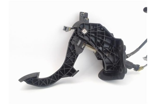 Recambio de pedal embrague para citroen jumpy furgón 2.0 club m referencia OEM IAM 9820339980  