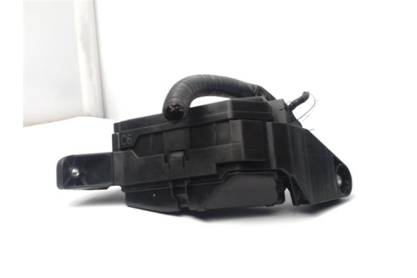 Recambio de caja fusibles/rele para toyota corolla (e21) híbrido hybrid active referencia OEM IAM 82662 02C60  