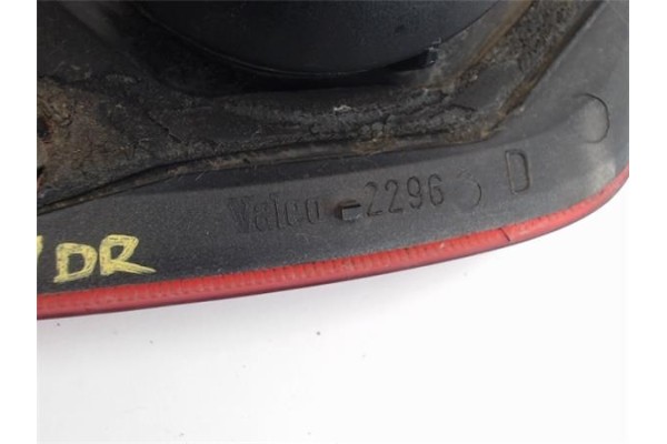 Recambio de piloto trasero derecho para land rover freelander (ln) 2.0 di referencia OEM IAM AMR4003 2296 
