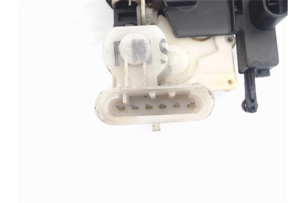 Recambio de cierre electromagnetico delantero izquierdo para lancia lybra berlina 1.8 16v (839axb1a, 839axg1a) referencia OEM IA
