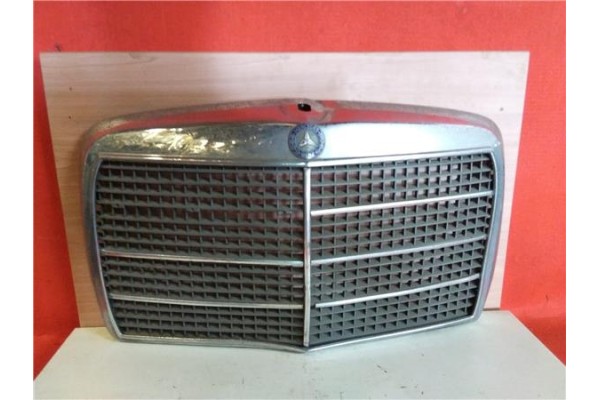 Recambio de rejilla capo para mercedes-benz berlina (bm 114/115)(1972) 2.3 230-4 [2,3 ltr. - 81 kw] referencia OEM IAM   
