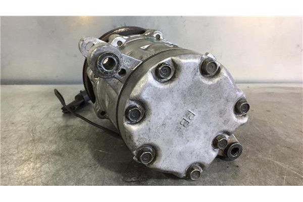 Recambio de compresor aire acond. para volkswagen polo iii (6n1) 64 1.9 d referencia OEM IAM 7176 SD7B10 