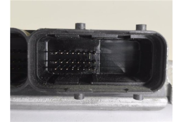 Recambio de centralita para opel sintra 2.2 cd referencia OEM IAM 90569337 0281001637 