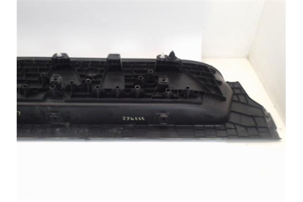 Recambio de puntera trasero derecha para citroen jumpy furgón 2.0 club m referencia OEM IAM 9808681377  