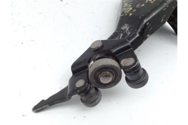 Recambio de bisagra inf. puerta trasero derecha para citroen jumpy referencia OEM IAM   