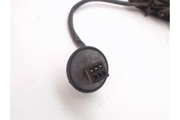 Recambio de retrovisor electrico derecho para opel corsa d referencia OEM IAM E1020873  